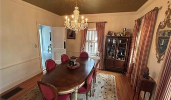 50 Grandview Ave, Lincoln, RI 02865