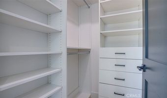 6250 Lindley Ave, Encino, CA 91316