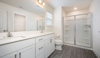 80 Nailsworth St, Angier, NC 27501