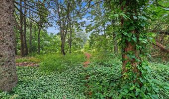 219 Jackson St, Allegan, MI 49010