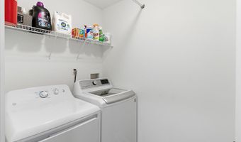 555 Egenolf Pl, Bayville, NJ 08721