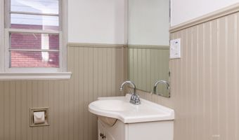 285 W Pine St, Elko, NV 89801