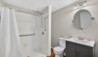 12 N Mason Rd, Brookline, NH 03033