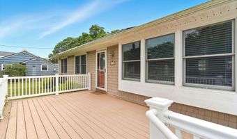 210 Coolidge Ave, Absecon, NJ 08201