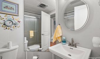 7098 W Royal Glen Ln, Boise, ID 83714