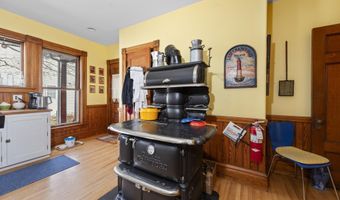 75 Summer St, Bristol, NH 03222