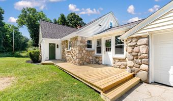 9601 92nd St SE, Alto, MI 49302