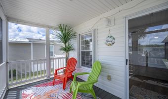 971 Laurel Cir, Barefoot Bay, FL 32976