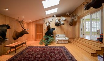 721 Hewitt Rd, Bristol, VT 05443
