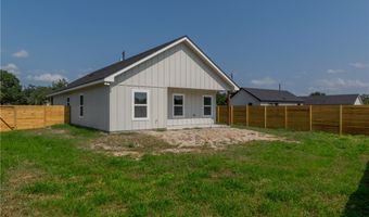 1055 N King St, Alice, TX 78332