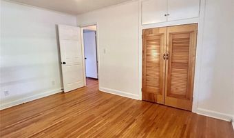 2255 Falmouth Rd, Charlotte, NC 28205