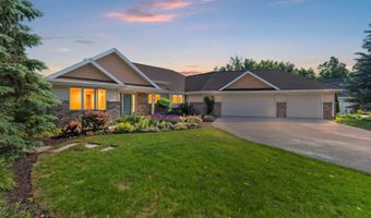 1900 E ORCHARD BLOSSOM Dr, Appleton, WI 54915