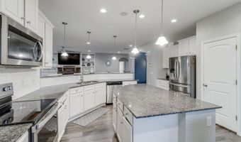 114 Green Ivy Ct, Camden, SC 29020