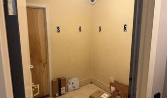 1245 NW 13TH St NW 313, Washington, DC 20005