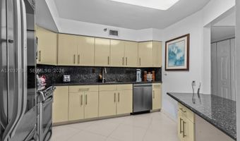 3500 Mystic Pointe Dr 3307, Aventura, FL 33180