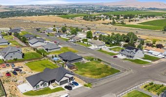 22011 E Berry St, Benton City, WA 99320