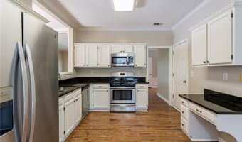 10175 Barston Ct, Alpharetta, GA 30022