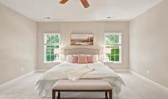 19704 STANFORD HALL Pl, Ashburn, VA 20147