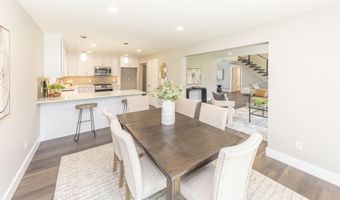 2971 Daleview Dr, Ann Arbor, MI 48105