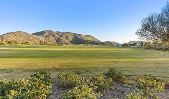 303 Citrine Trl, Fallbrook, CA 92028