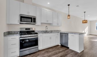 14 Mill Creek Ct, Bayville, NJ 08721