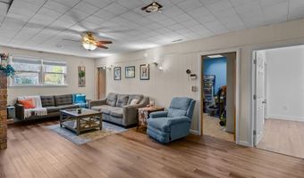 50 Circledale Dr, Cumberland, RI 02864