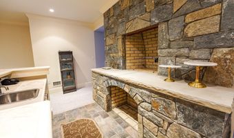 10222 IRON GATE Rd, Potomac, MD 20854