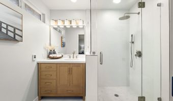 517 Sumner Ave, Aptos, CA 95003