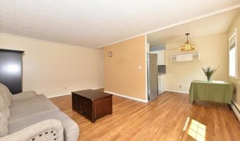 295 Merrick Rd 4A, Amityville, NY 11701