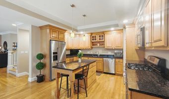 4 Caileigh Ct 4, Andover, MA 01810