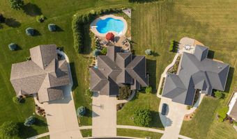 1205 N Dewey, Auburn, IN 46706