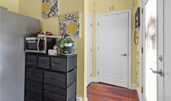 17 Mowry Ave, Cumberland, RI 02864