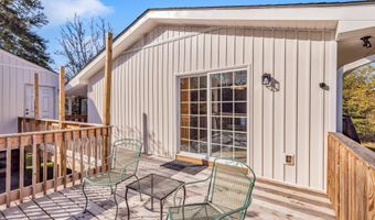 9110 Dove St, Bay St. Louis, MS 39520