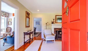 119 Alfred Drowne Rd, Barrington, RI 02806