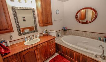 1712 Cranberry Ln NE, Alexandria, MN 56308