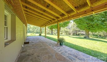 2150 Nc 80 Hwy, Bakersville, NC 28705