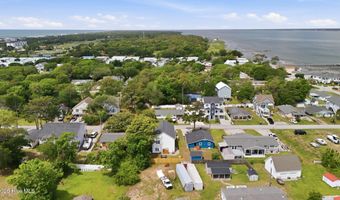 220 Pelican Dr, Atlantic Beach, NC 28512
