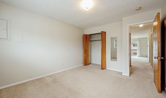 1670 Tudor Dr, Ann Arbor, MI 48103
