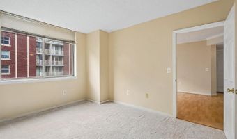 3830 9TH St N 606W, Arlington, VA 22203