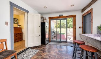 366 Old Concord Tpke, Barrington, NH 03825