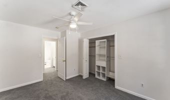 704 Cherry Brook Rd, Canton, CT 06019