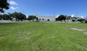 270 3rd St, Biloxi, MS 39530