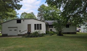 2921 Center Rd, Ashtabula, OH 44004