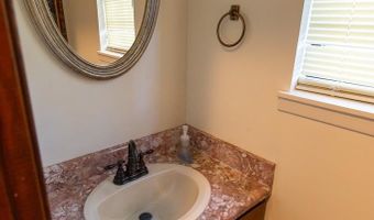 528 Gardner Rd, Baxley, GA 31513