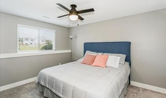 2407 N Lakeside Cir, Andover, KS 67002