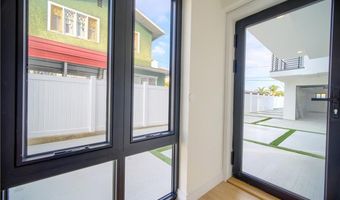 616 N Mariposa Ave, Los Angeles, CA 90004