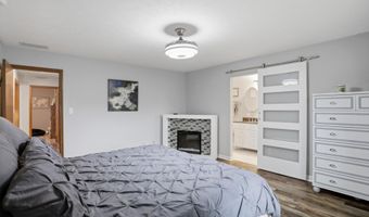 8612 Lockwood Pl, Indianapolis, IN 46217