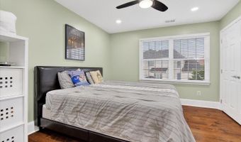 22557 MIDDLEBURG CHAPEL Ct, Ashburn, VA 20148