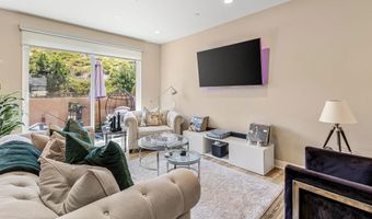 4347 Harbor Way 4, Oceanside, CA 92056