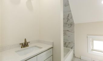 73 Maple Ave, Johnston, RI 02919